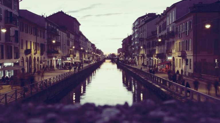 Why Is My 11Xplay App Download Stuck At 99%?